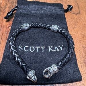 SCOTT KAY Equestrian Classic Woven Leather with S.S .925 Clasp. Size 8in